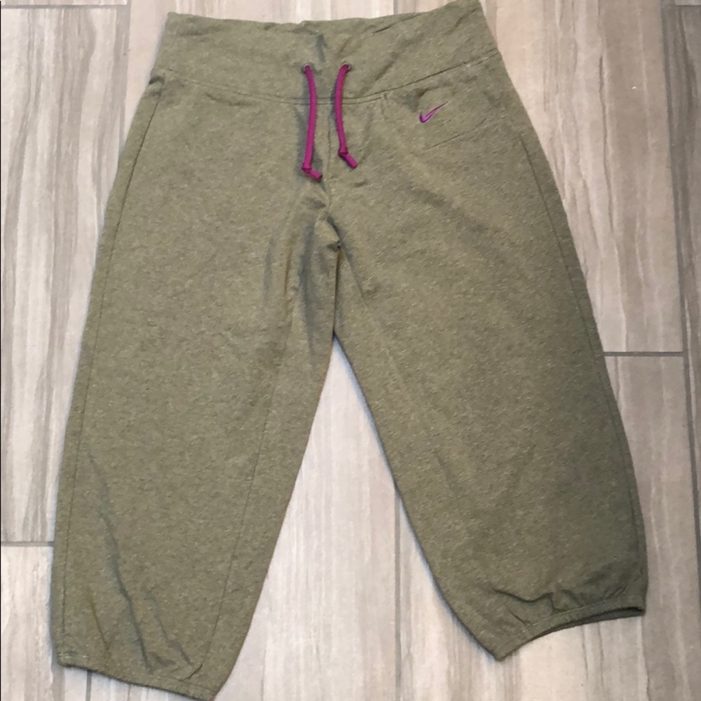 Women’s Green Nike Crop Pants